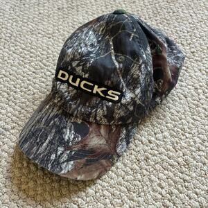 y2k ducks camo snap back hat